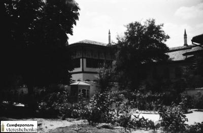 Прикрепленное изображение: Бахчисарай - 1968.jpg